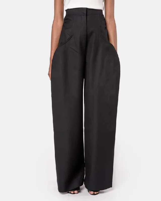 Le Pantalon Plat in Black