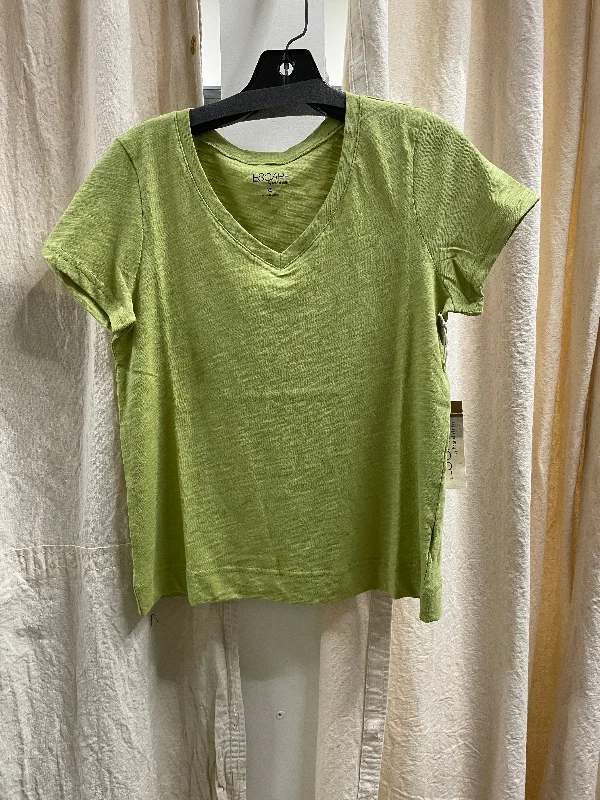 Short Sleeve Tee in Moss by Escape