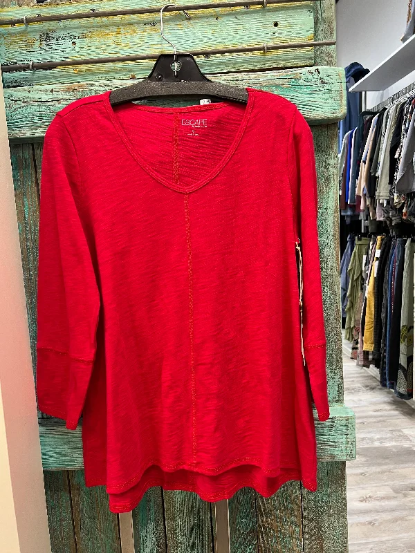 V-Neck Tunic 3/4 Sleeve Slub Tee in Cherry by Escape