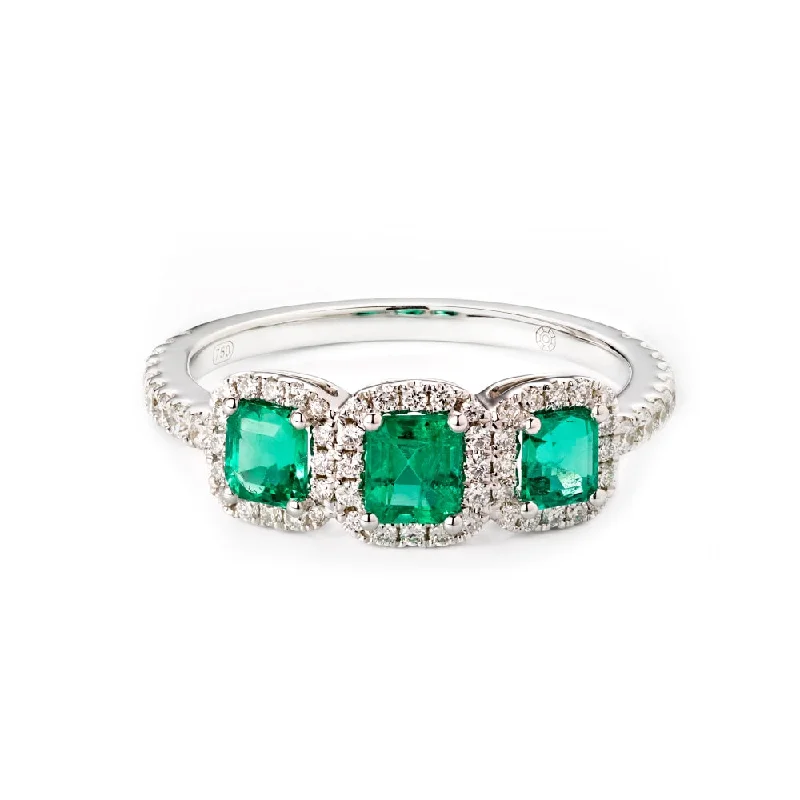 LaViano Fashion 18K White Gold Emerald and Diamond Ring