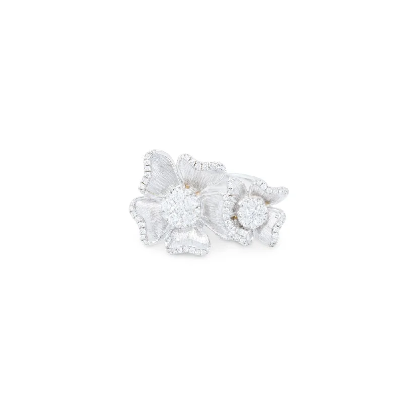 LaViano Fashion 18K White Gold Diamond Flower Ring